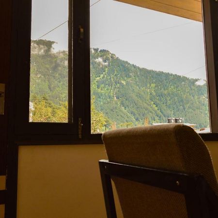 Hill House Manali -A Home In Mountains Екстер'єр фото